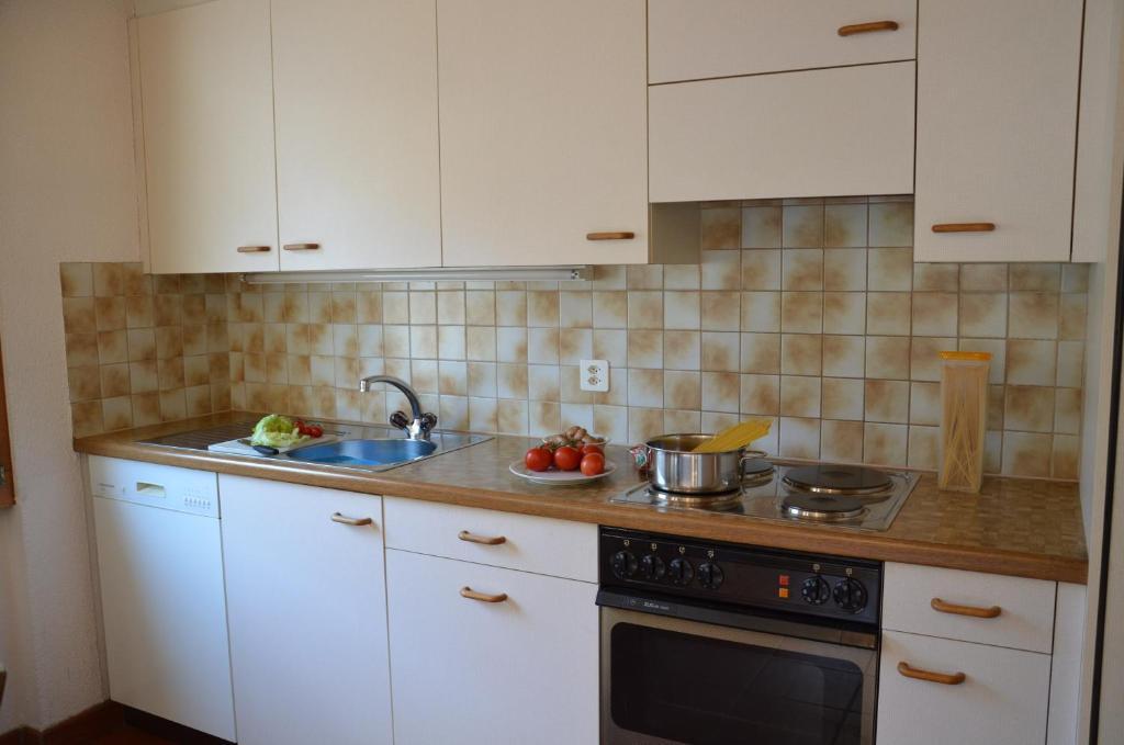Chasa Ravaischa Apartment Samnaun Phòng bức ảnh